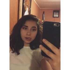 Meet your Posher, Caitlin